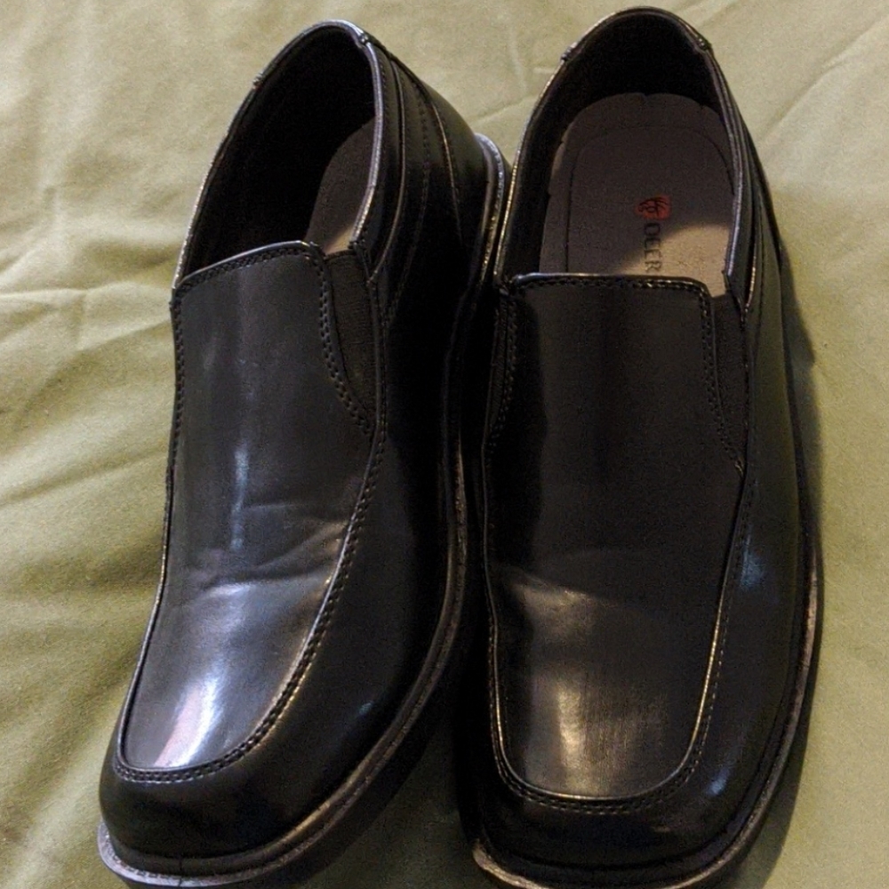 Boys black dress shoes